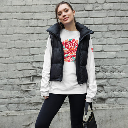 Casual street style with Girls Wanna Have Guns shirt paired with leggings